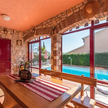 Monte Villa